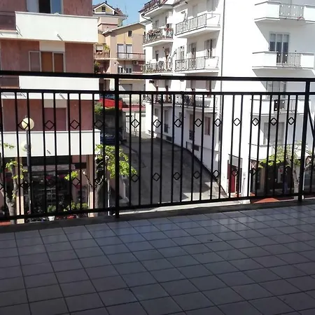 Apartment White *